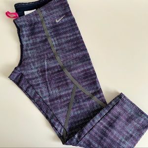 Nike Dri-Fit cropped leggings